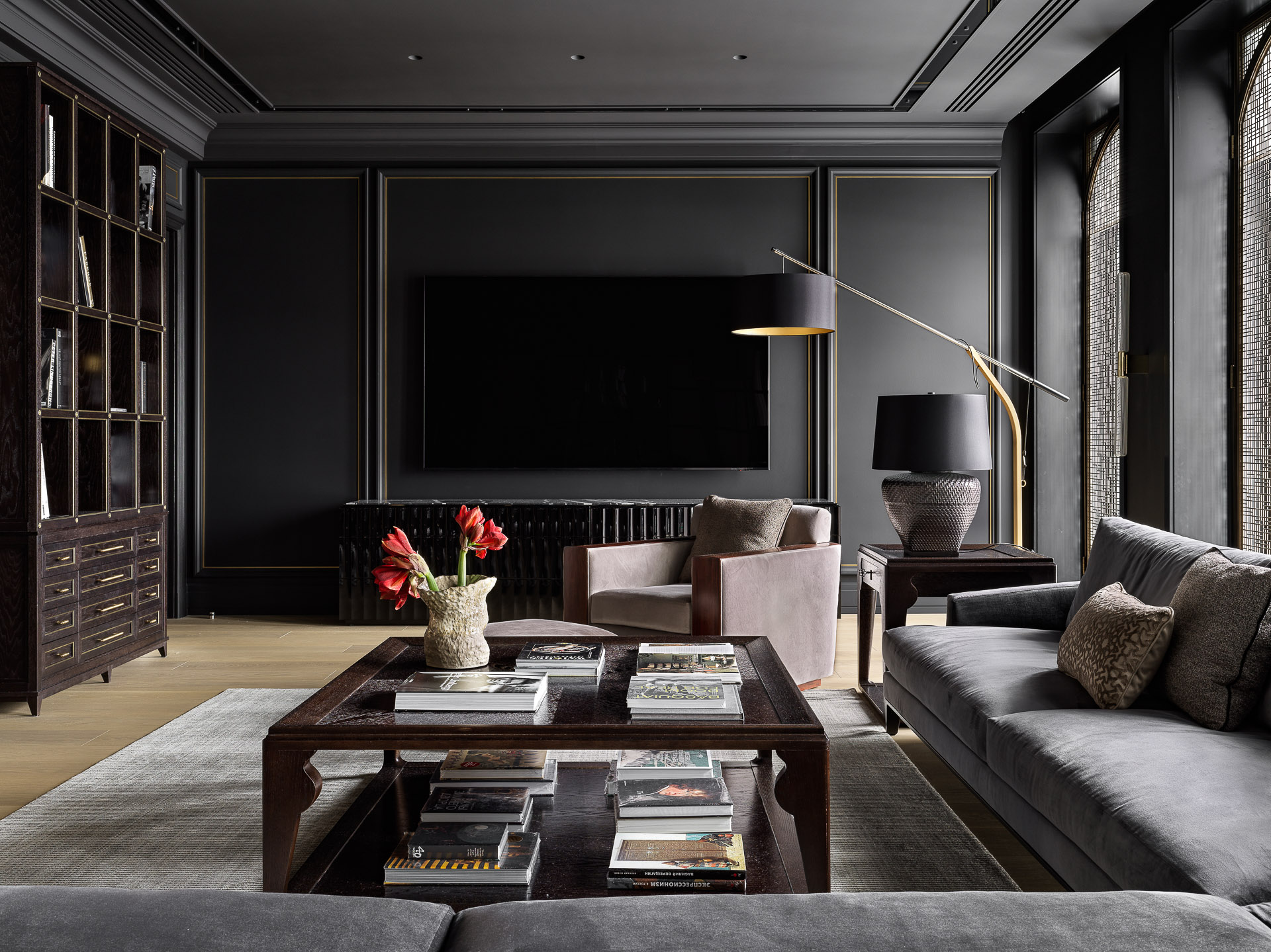 Анна Сахарова